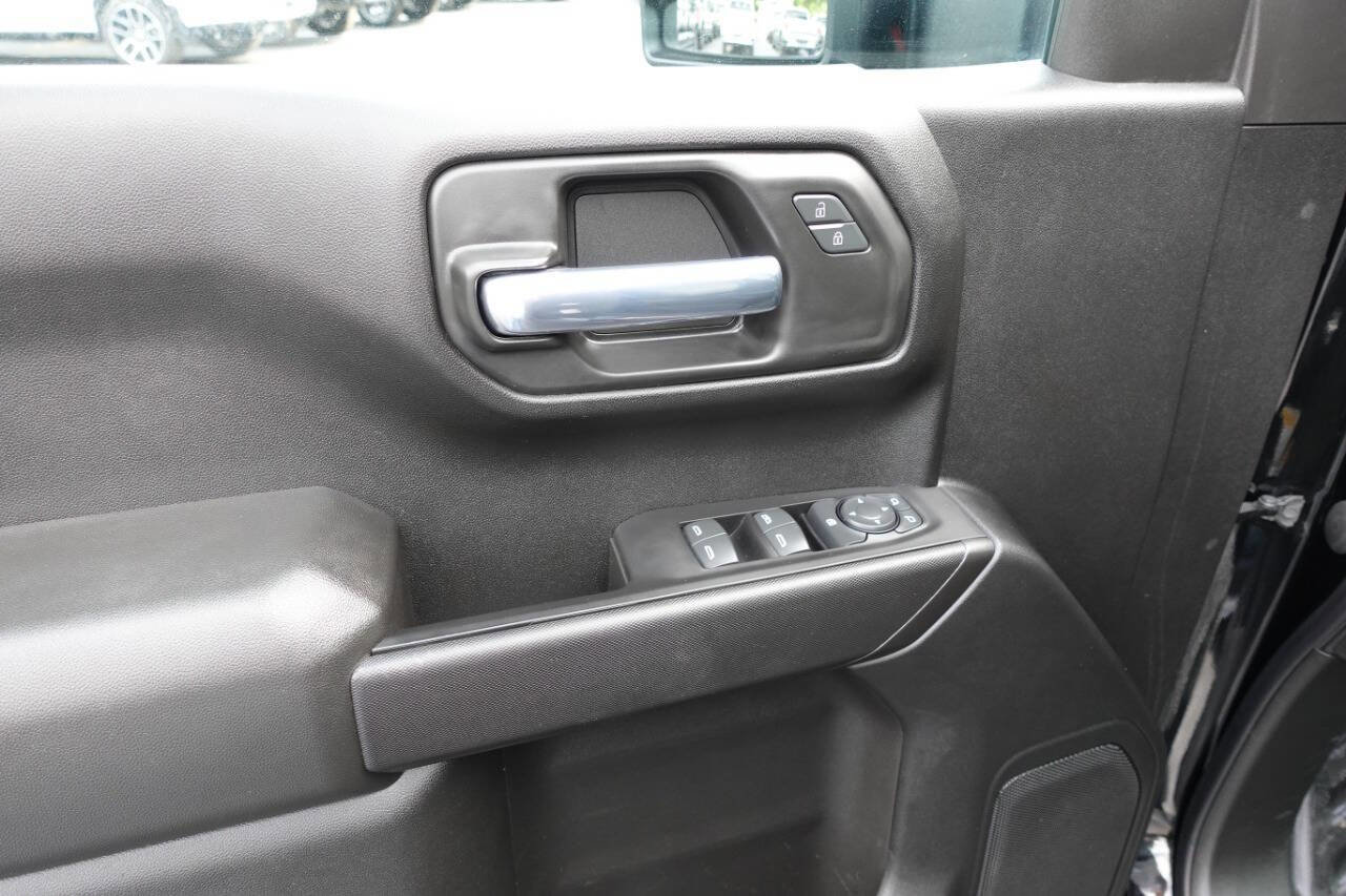 Used 2023 GMC Sierra 1500 Pro w/ Pro Value Package image 15