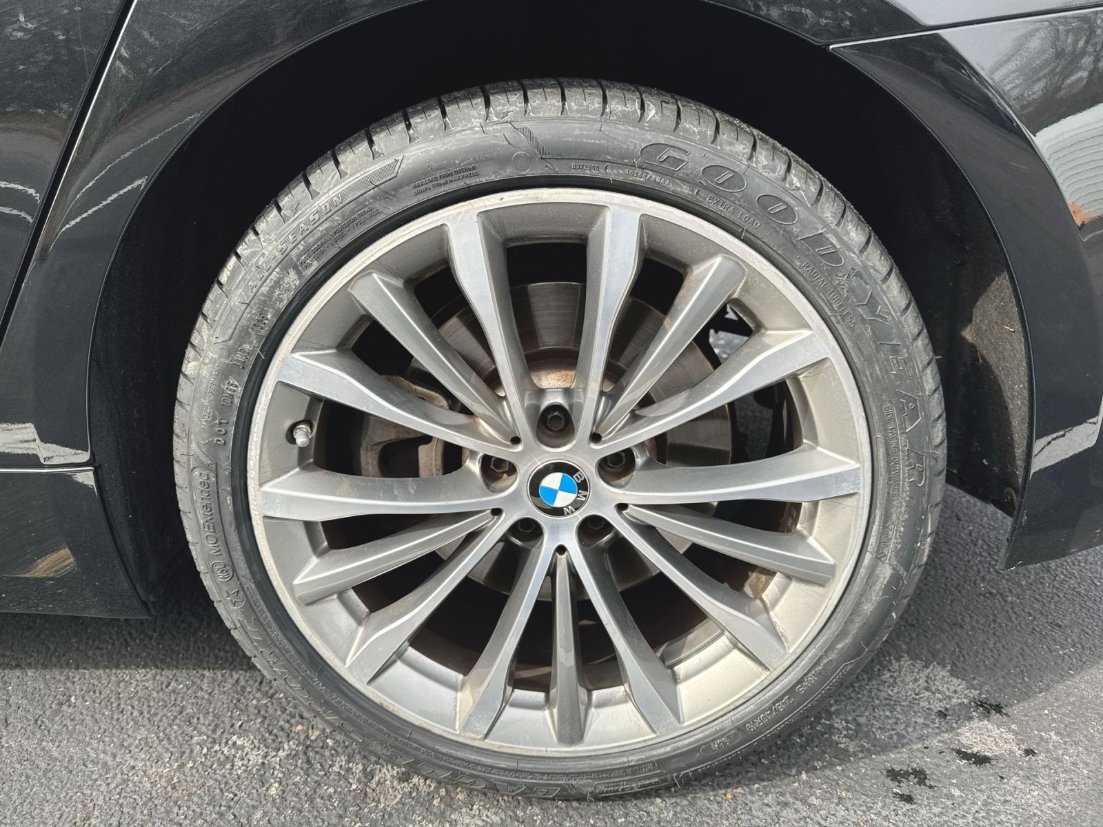 Used 2022 BMW 540i xDrive w/ Premium Package image 26