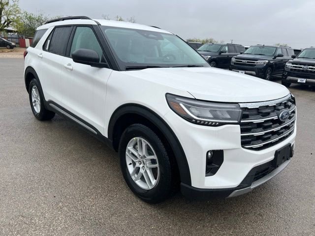 New 2025 Ford Explorer Active w/ Active Comfort Package