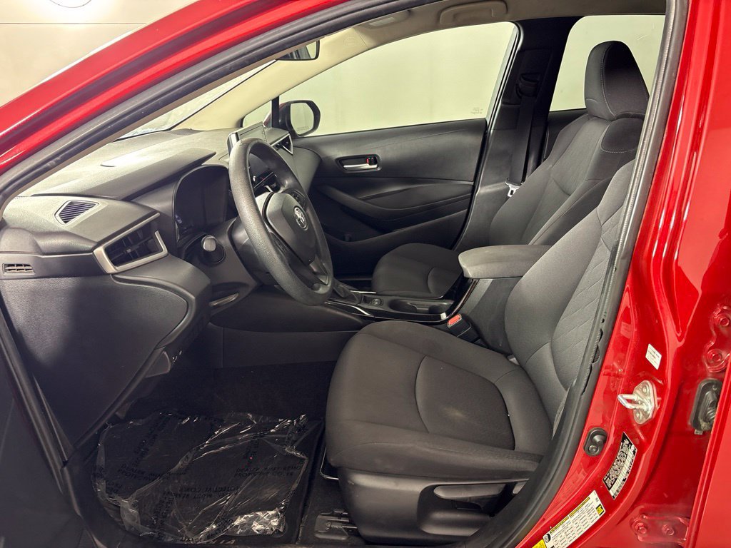 Used 2020 Toyota Corolla LE w/ Carpet Mat Package (TMS) FWD image 22