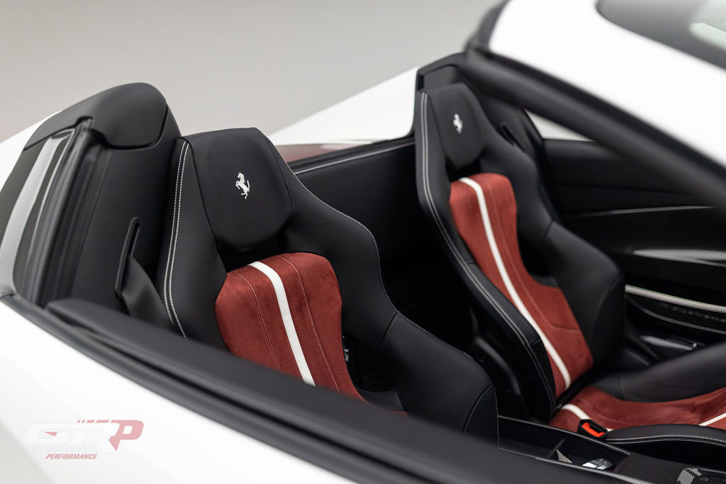 Used 2020 Ferrari 488 Pista Spider image 5