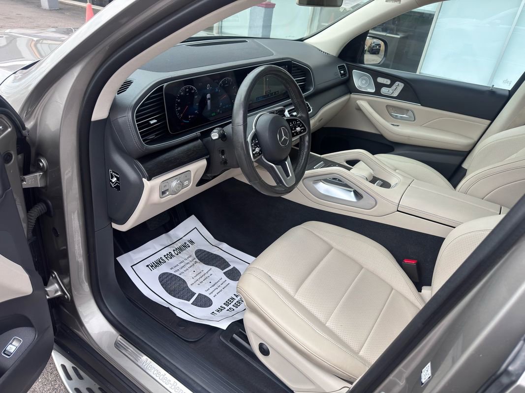 Used 2020 Mercedes-Benz GLS 450 4MATIC image 15