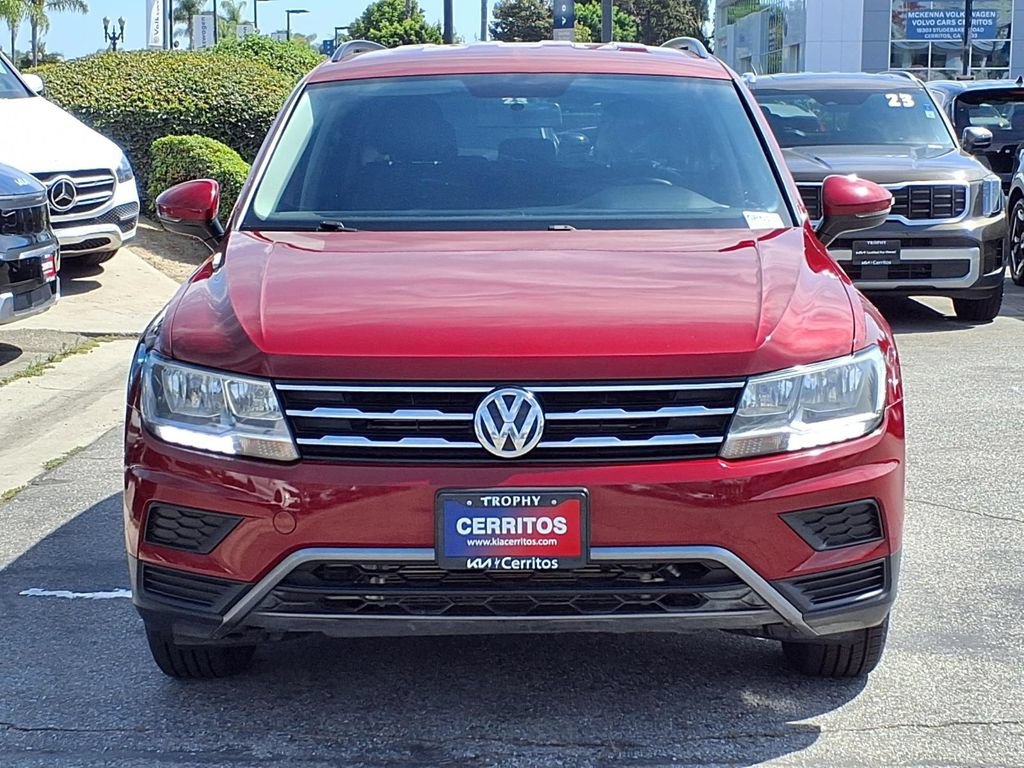 Used 2018 Volkswagen Tiguan S FWD image 2
