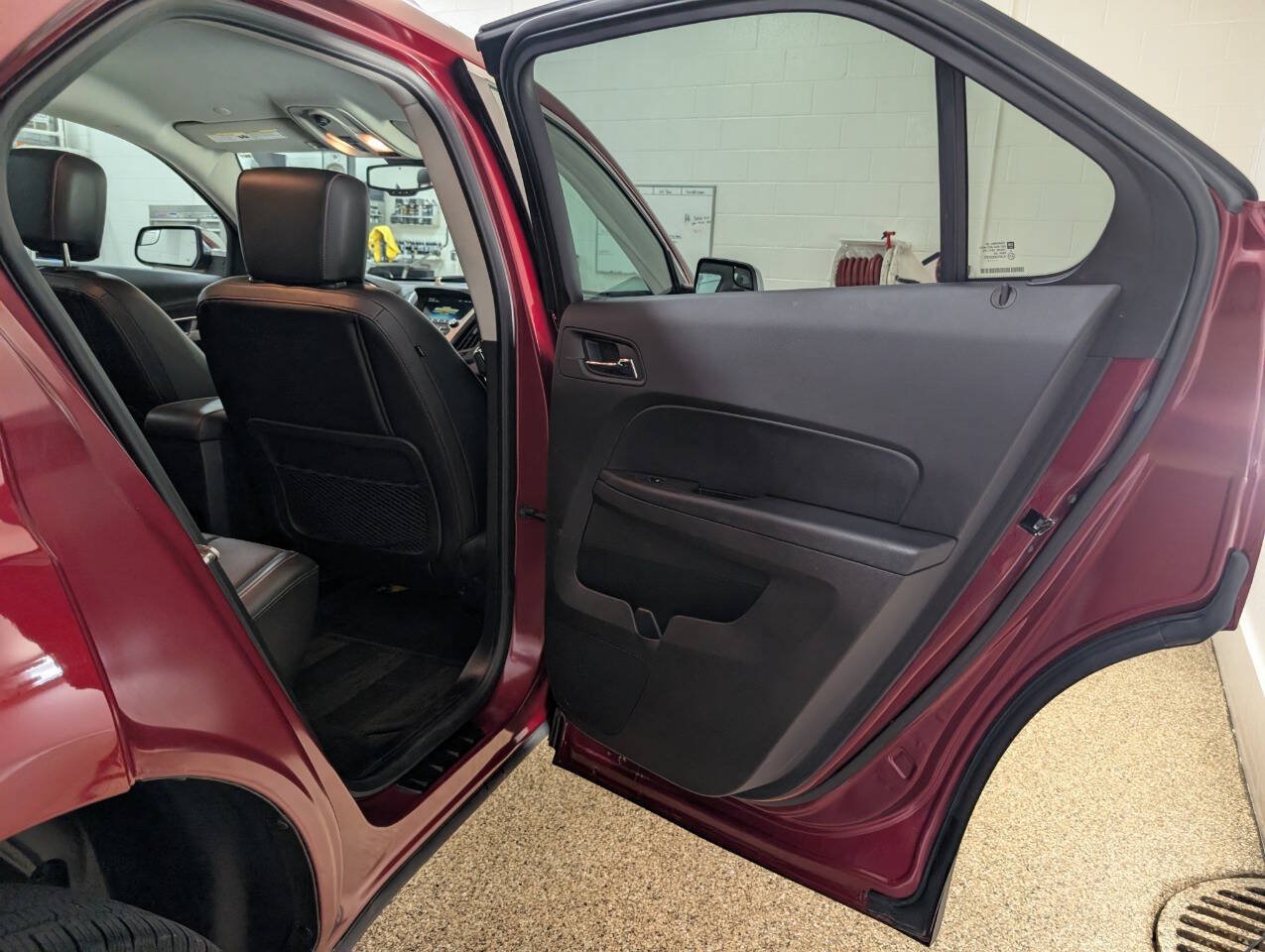 Used 2012 Chevrolet Equinox LTZ AWD/4WD image 17