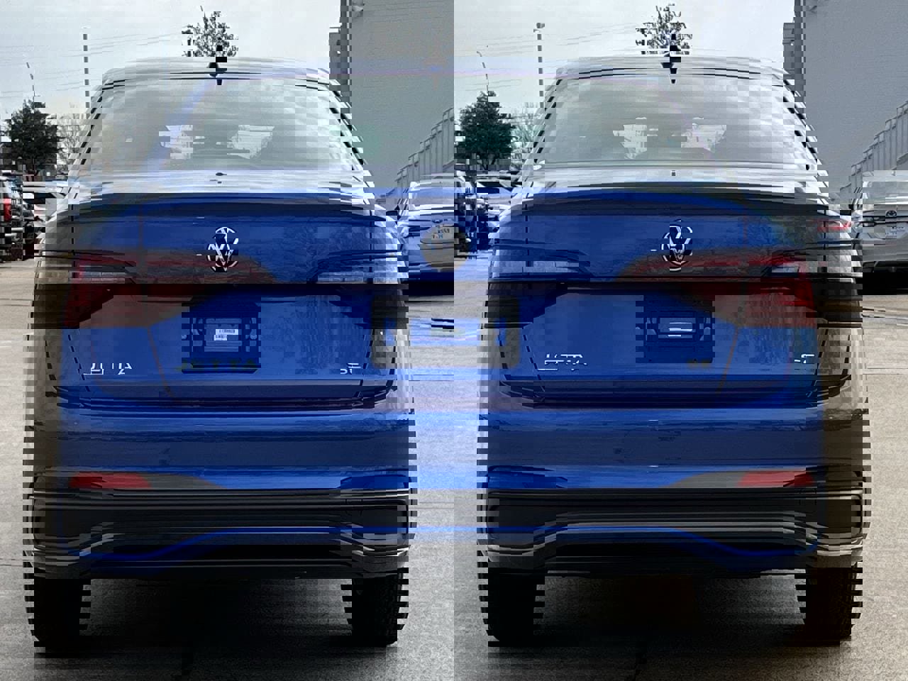 Used 2024 Volkswagen Jetta SE image 5