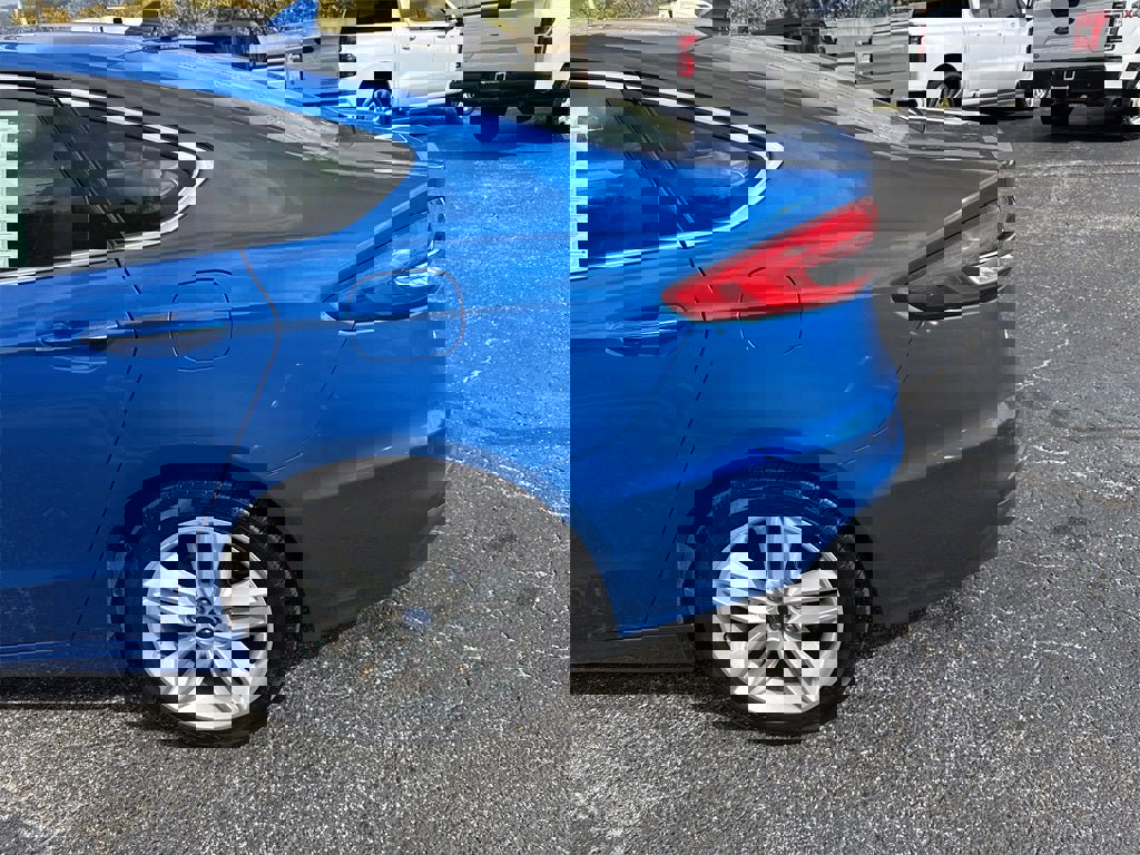 Used 2019 Ford Fusion SEL image 14