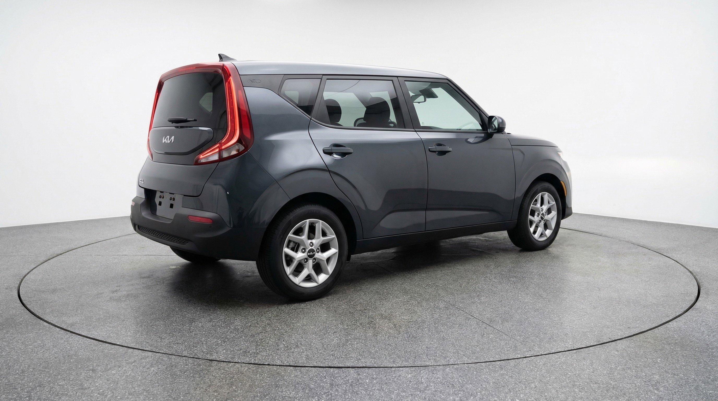 Used 2025 Kia Soul LX w/ LX Technology Package image 9