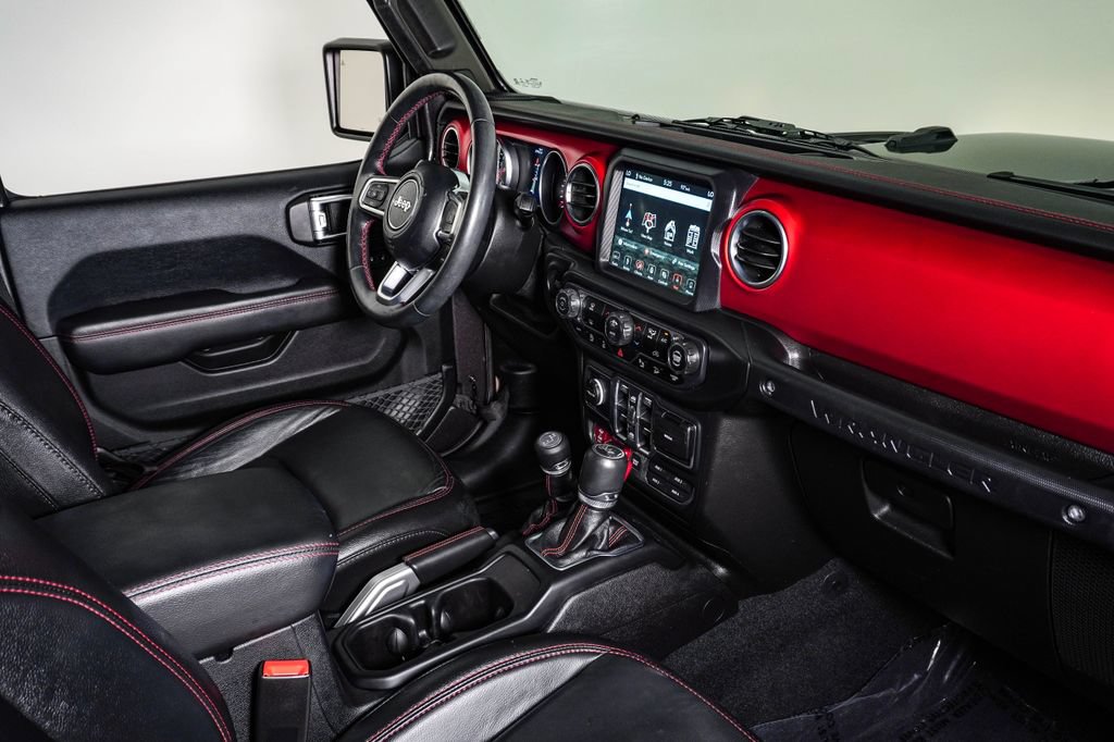 Used 2018 Jeep Wrangler Unlimited Rubicon AWD/4WD image 14