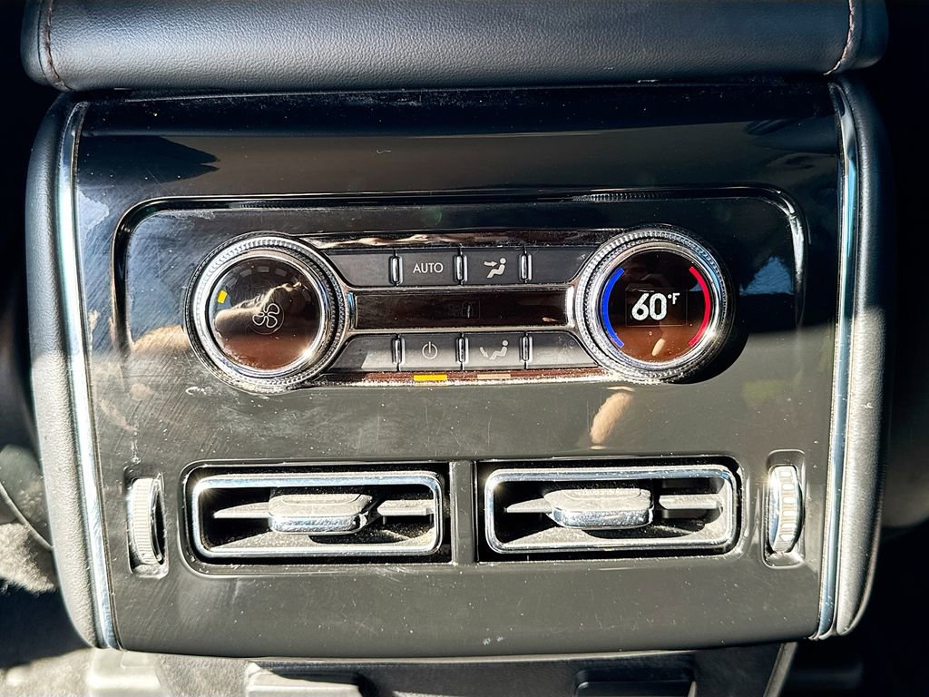 Used 2023 Lincoln Aviator 2WD image 26