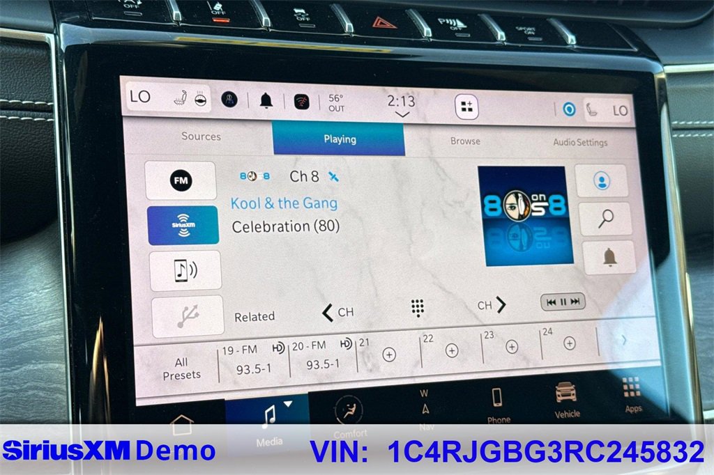 Used 2024 Jeep Grand Cherokee Limited image 40