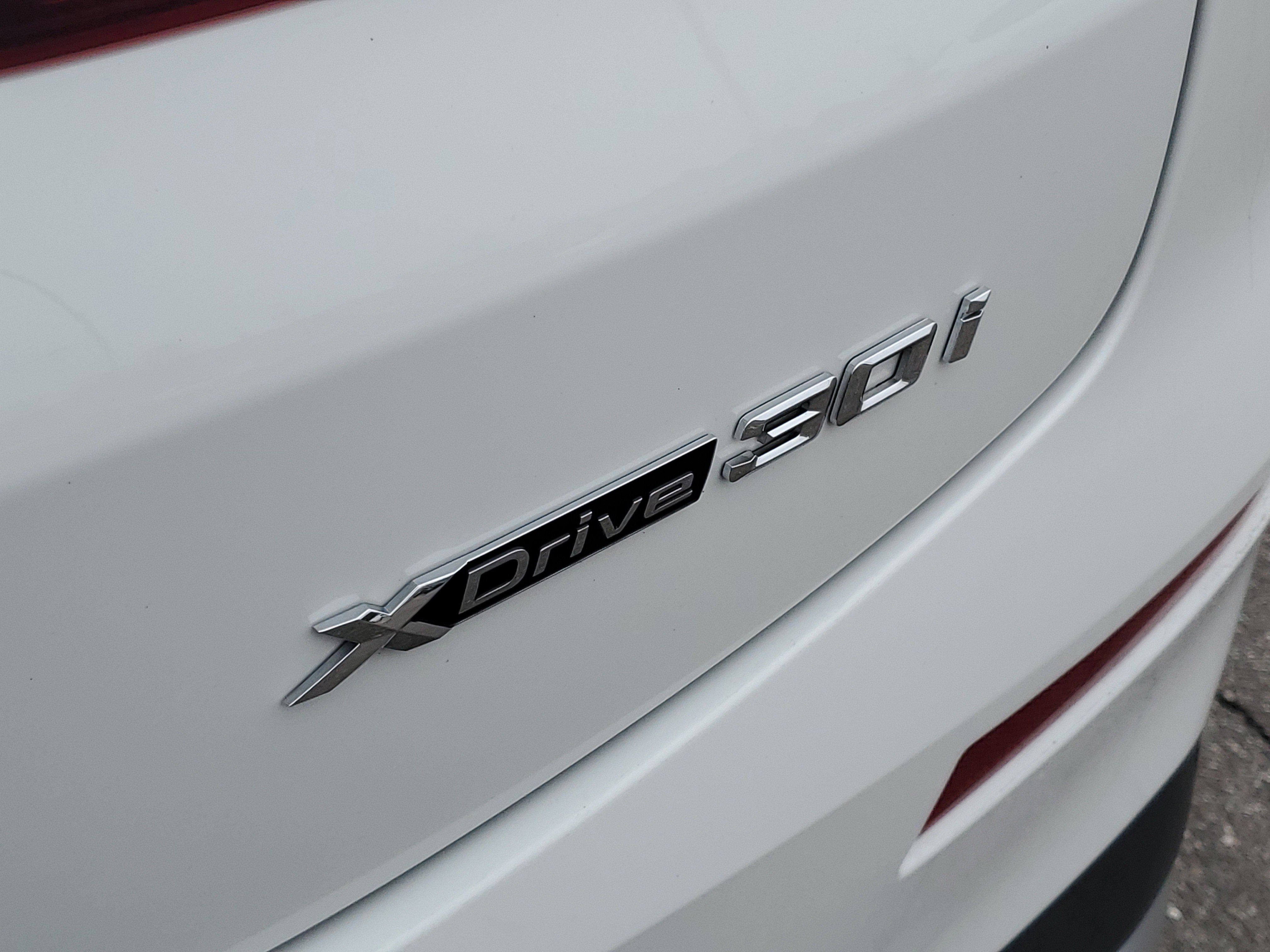 Used 2023 BMW X4 xDrive30i image 30