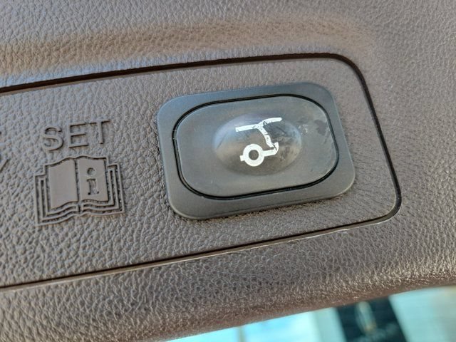 Certified 2019 Lincoln MKC Reserve FWD image 10