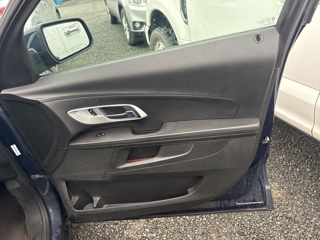 Used 2016 Chevrolet Equinox LT w/ Convenience Package image 11