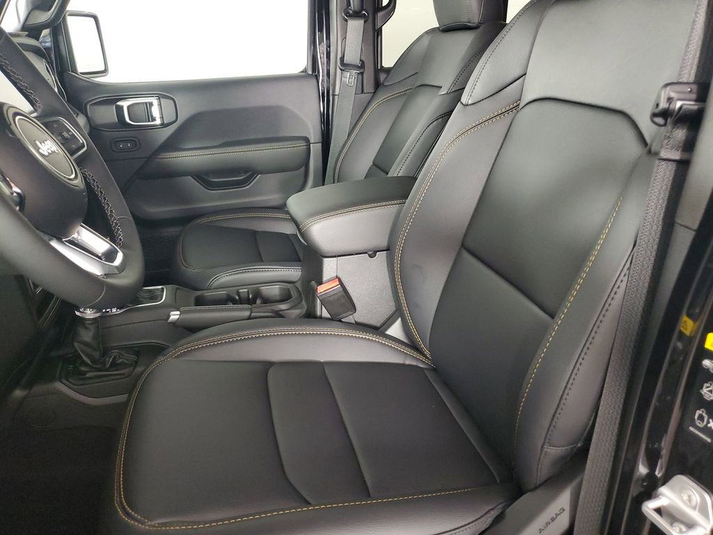 New 2025 Jeep Wrangler Sahara image 12