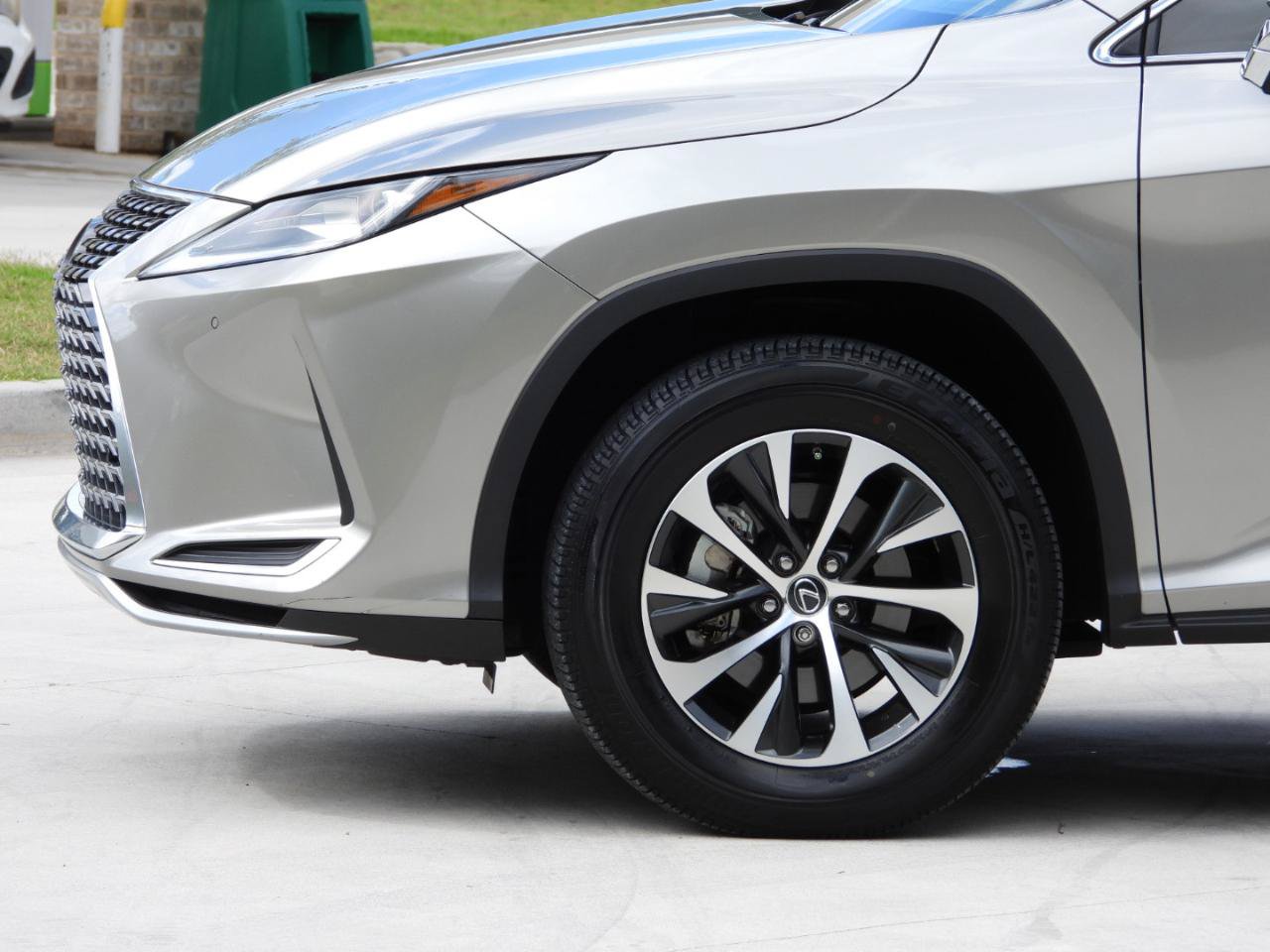 Used 2020 Lexus RX 350 FWD w/ Accessory Package image 20