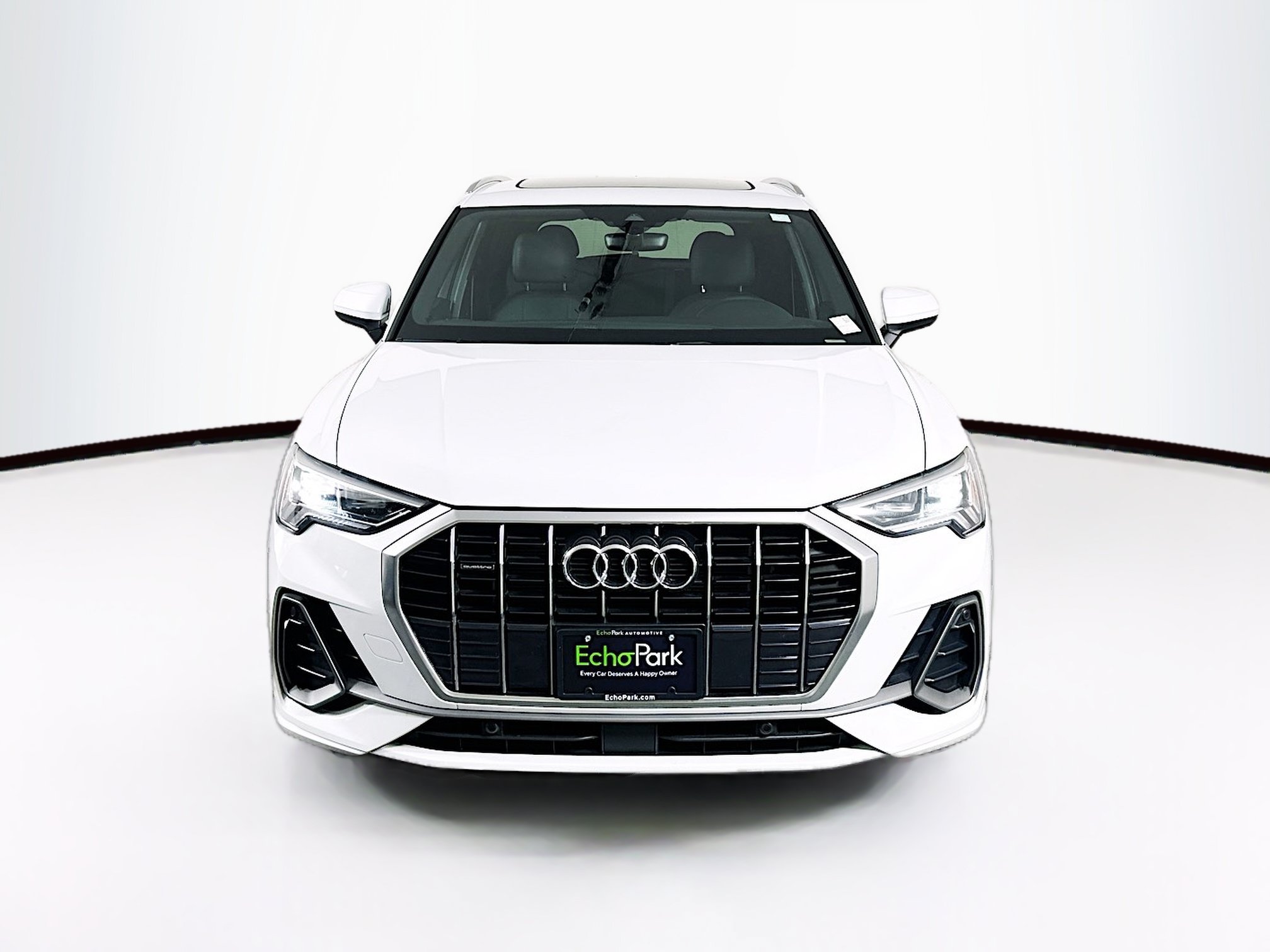 Used 2025 Audi Q3 2.0T Premium AWD/4WD image 2