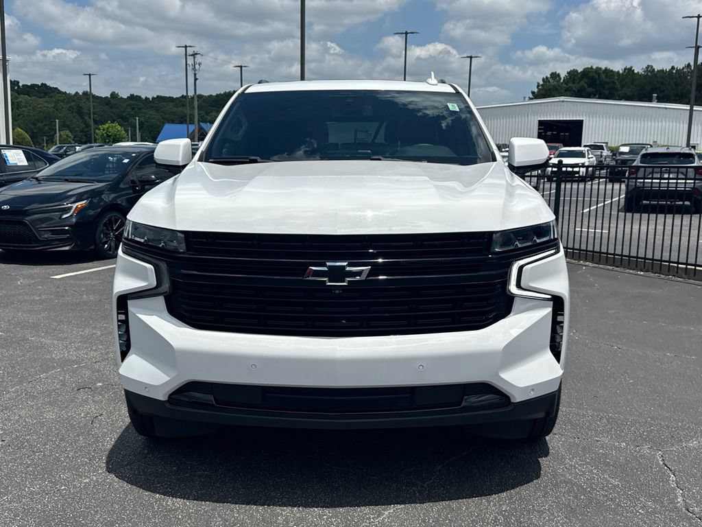 Used 2023 Chevrolet Suburban RST w/ Luxury Package AWD/4WD image 3
