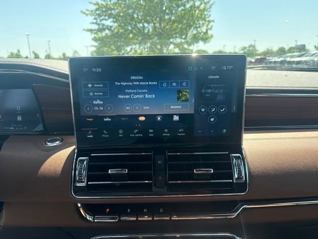 Used 2024 Lincoln Navigator L Reserve AWD/4WD image 17