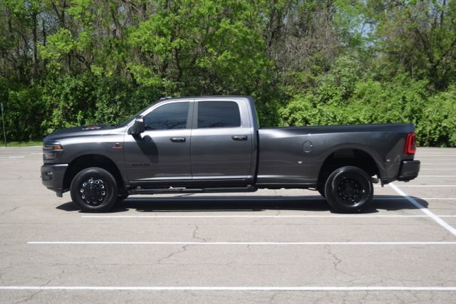 Used 2025 RAM 3500 Laramie w/ Night Edition AWD/4WD image 23