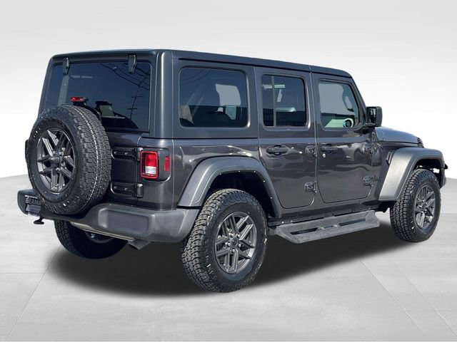Used 2024 Jeep Wrangler Sport S image 7