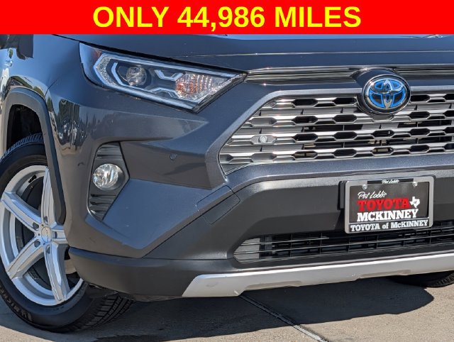 Used 2020 Toyota RAV4 Limited w/ Limited Grade Weather Package AWD/4WD image 3