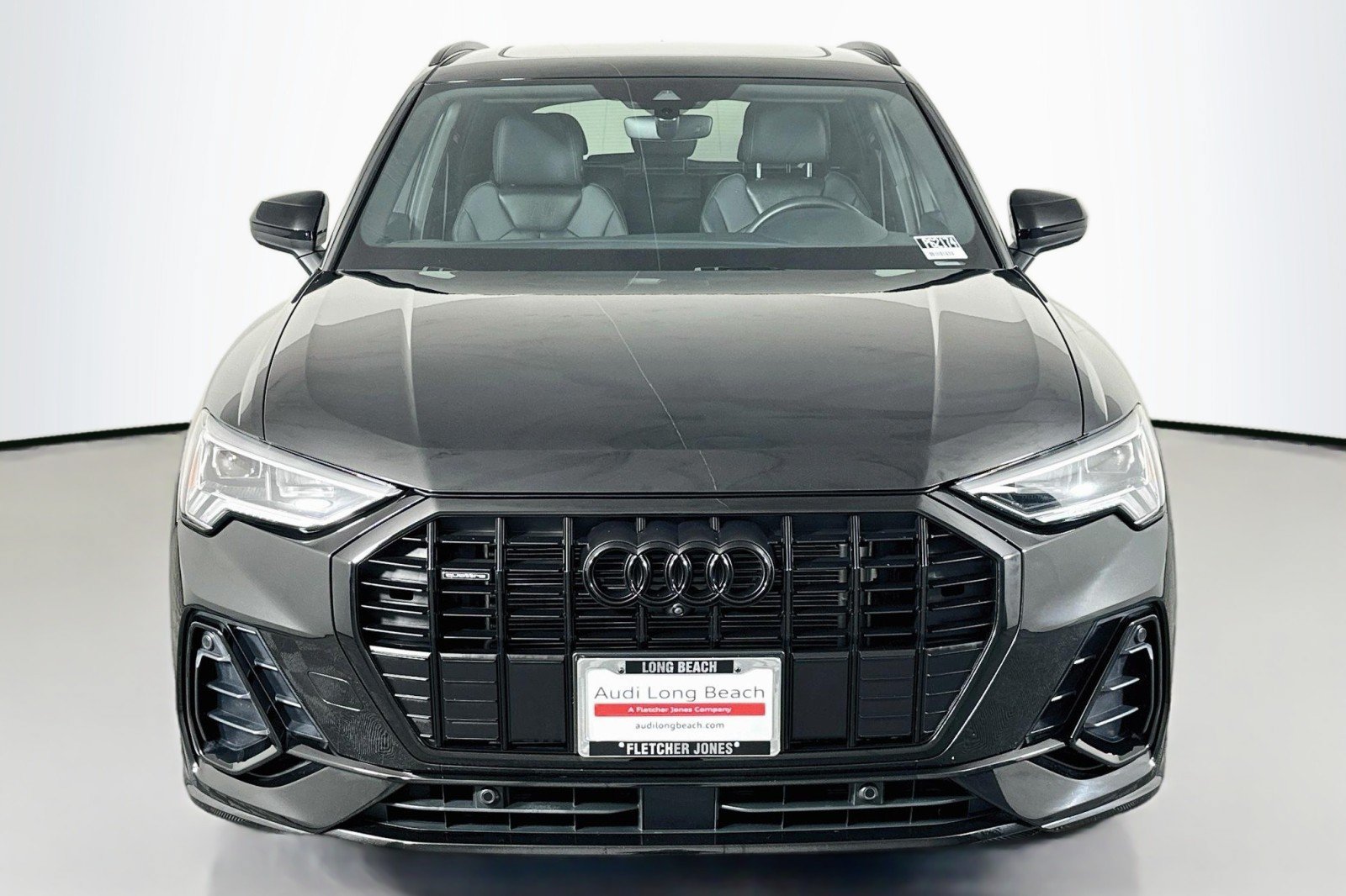 Used 2023 Audi Q3 2.0T Premium Plus w/ Premium Plus Package AWD/4WD image 2