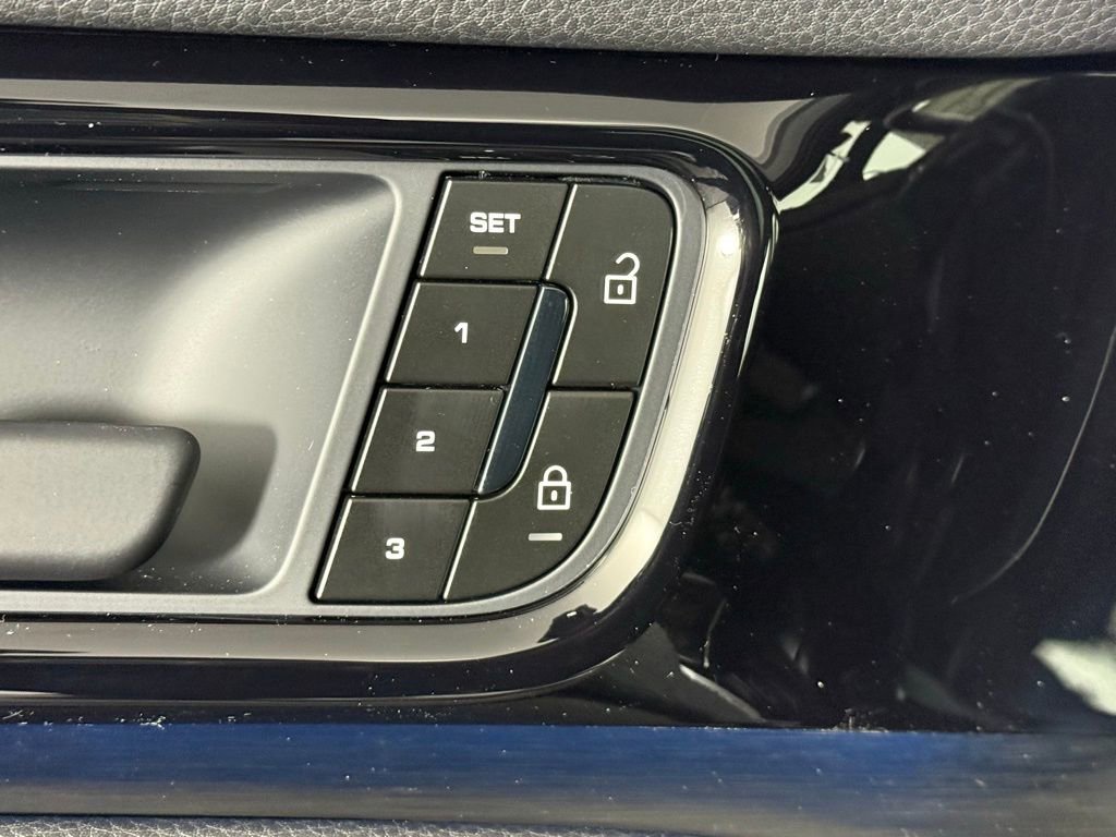 New 2026 Porsche Panamera 4 image 27