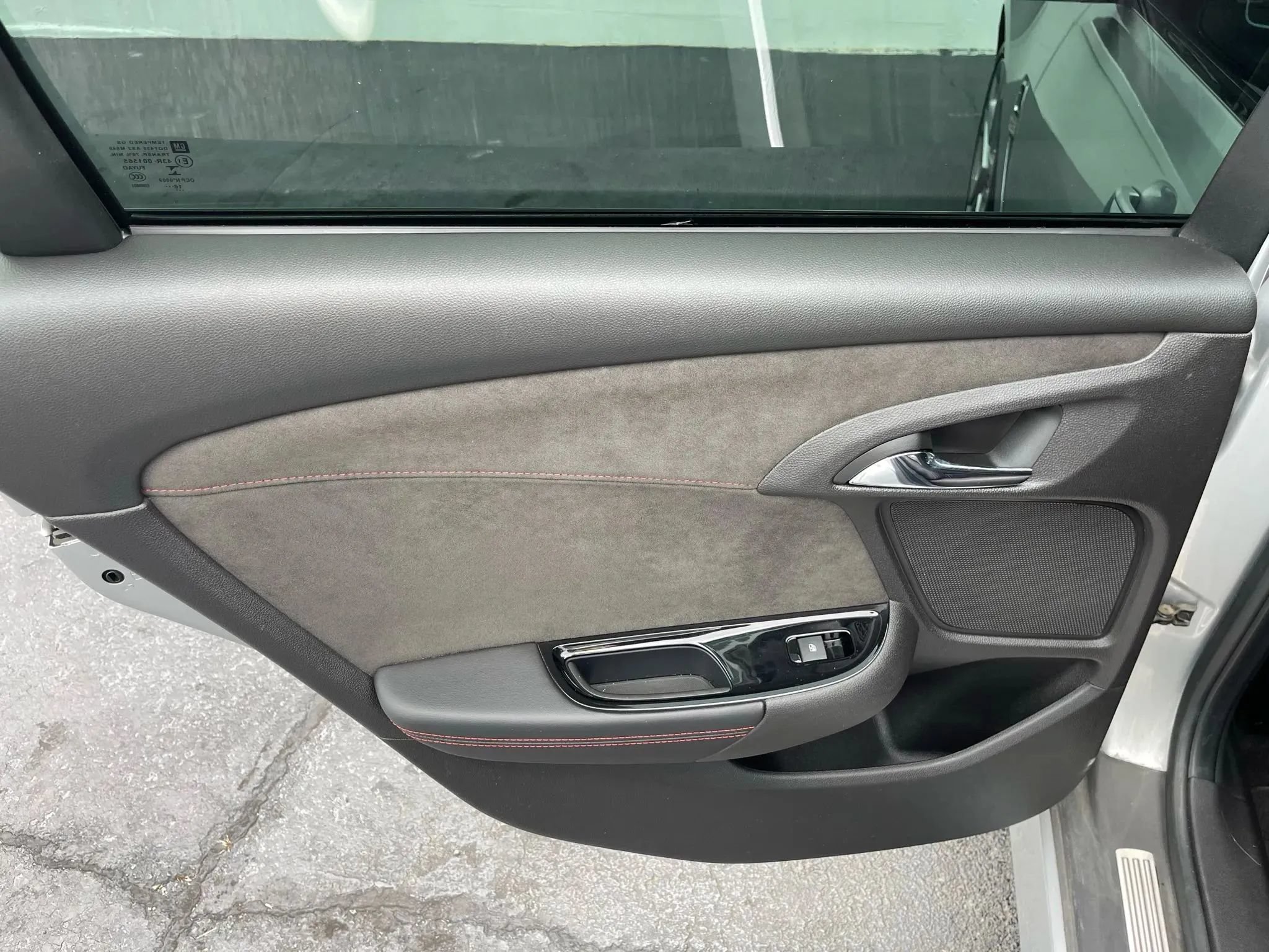 Used 2017 Chevrolet SS RWD image 13