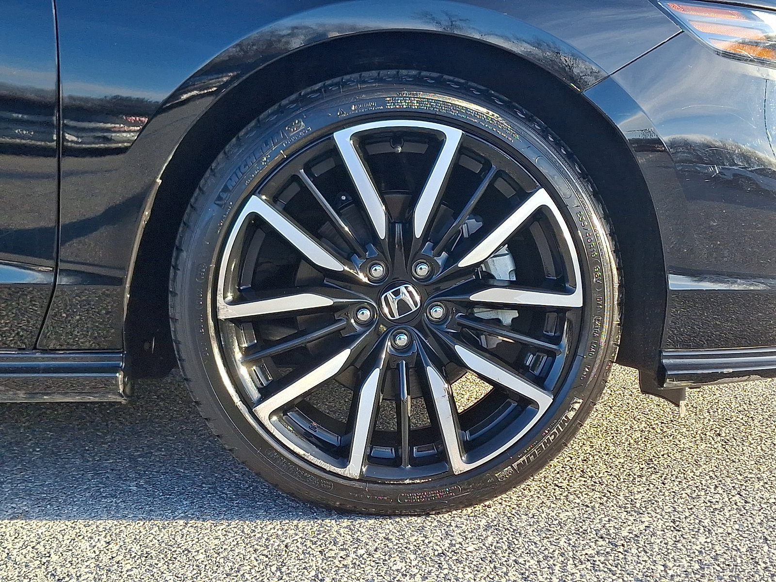 Used 2023 Honda Accord Touring image 8