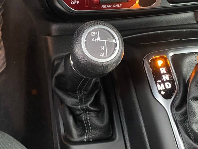 New 2026 Jeep Gladiator Mojave image 24