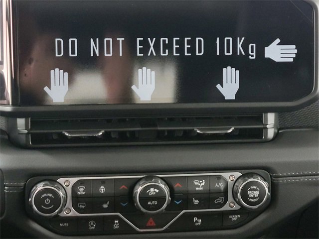 New 2025 Jeep Wrangler Unlimited Rubicon image 23