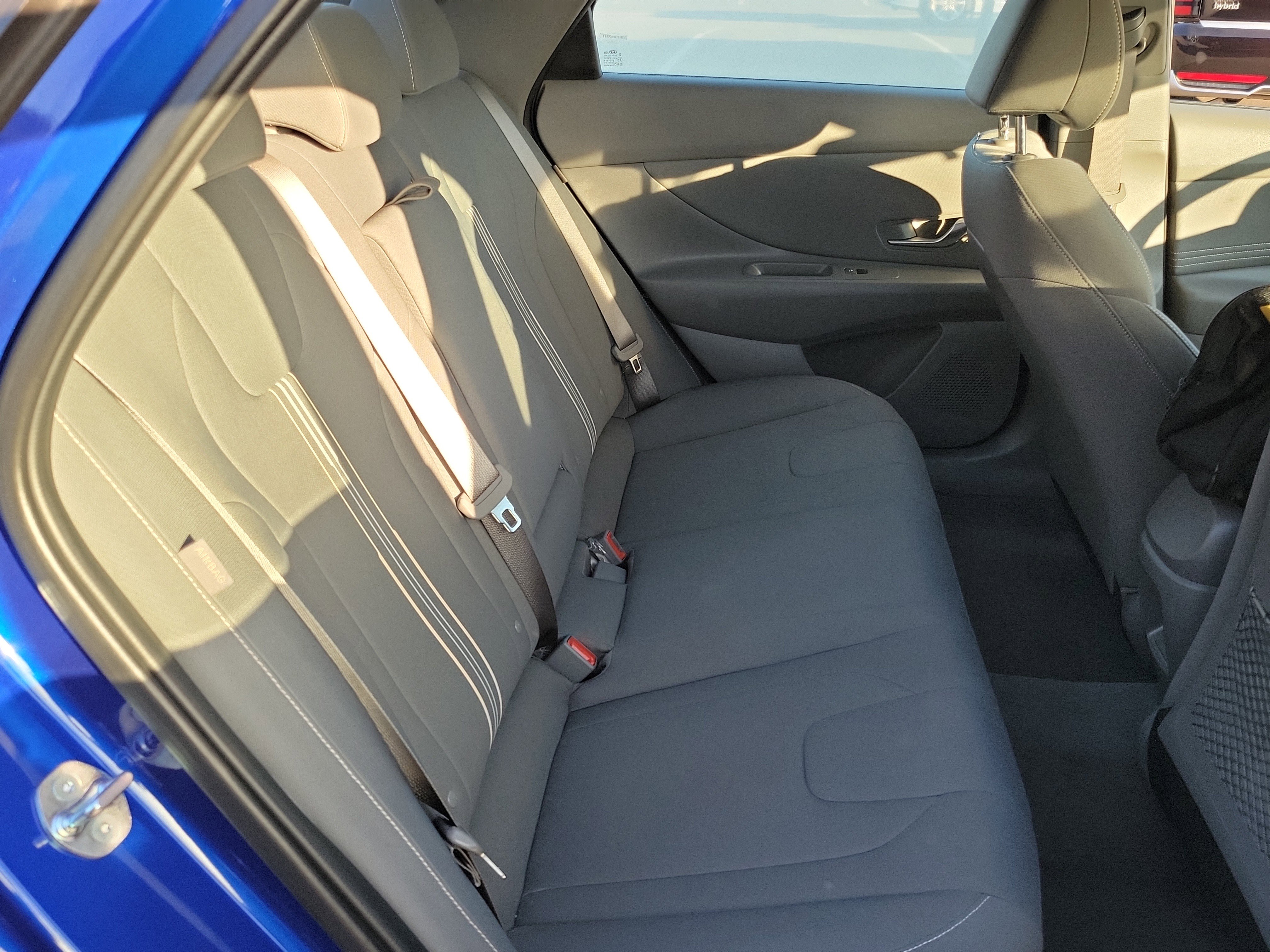 Certified 2025 Hyundai Elantra SEL image 21