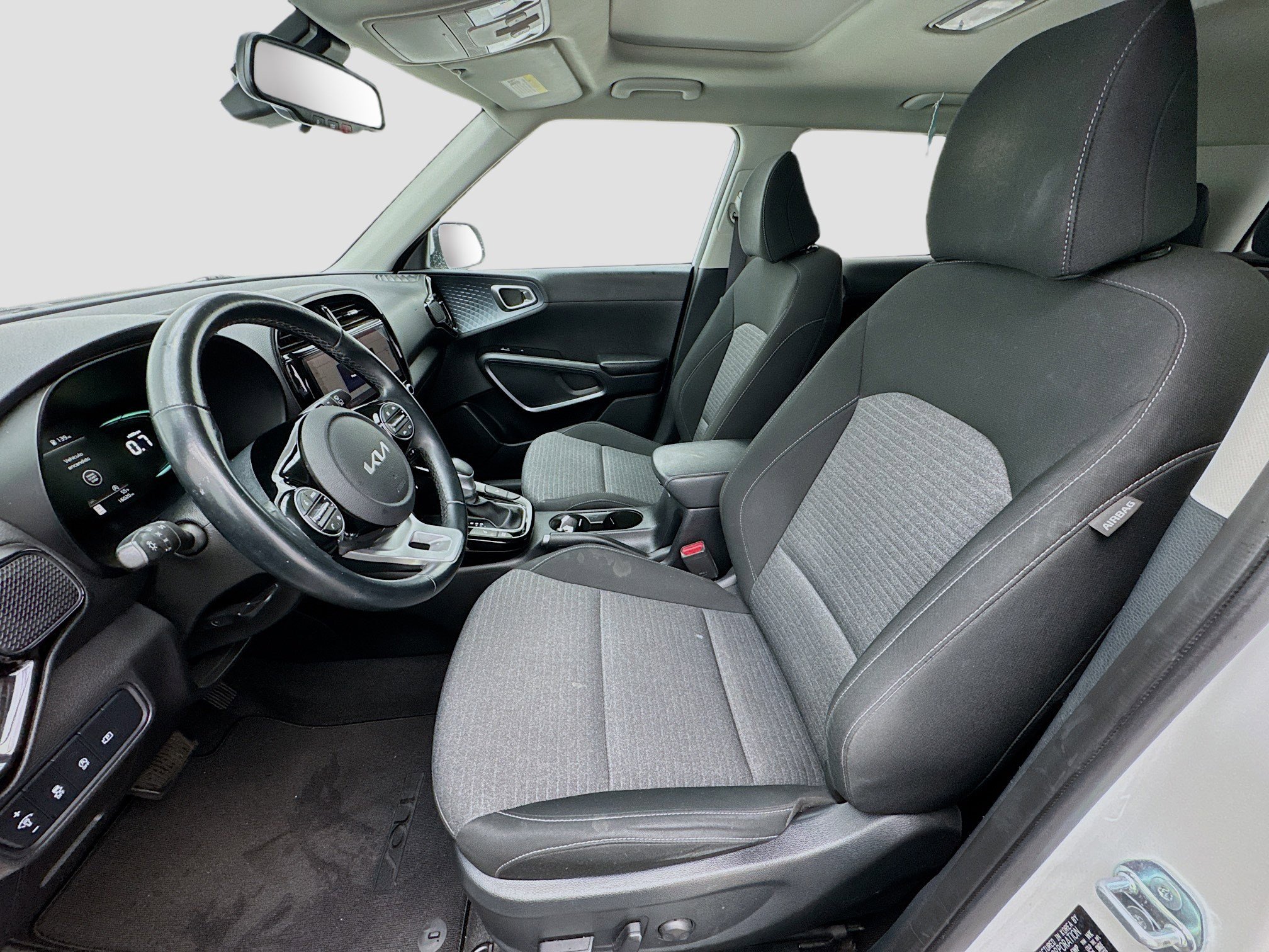 Used 2023 Kia Soul EX FWD image 13