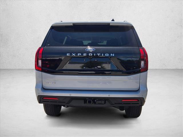 New 2026 Ford Expedition Active RWD image 8