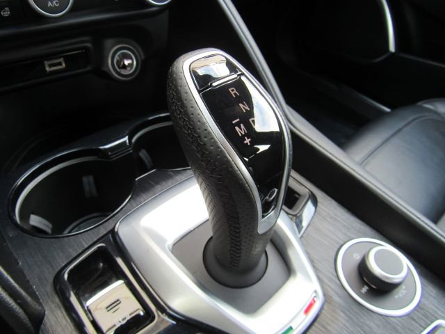 Used 2023 Alfa Romeo Giulia Sprint image 46