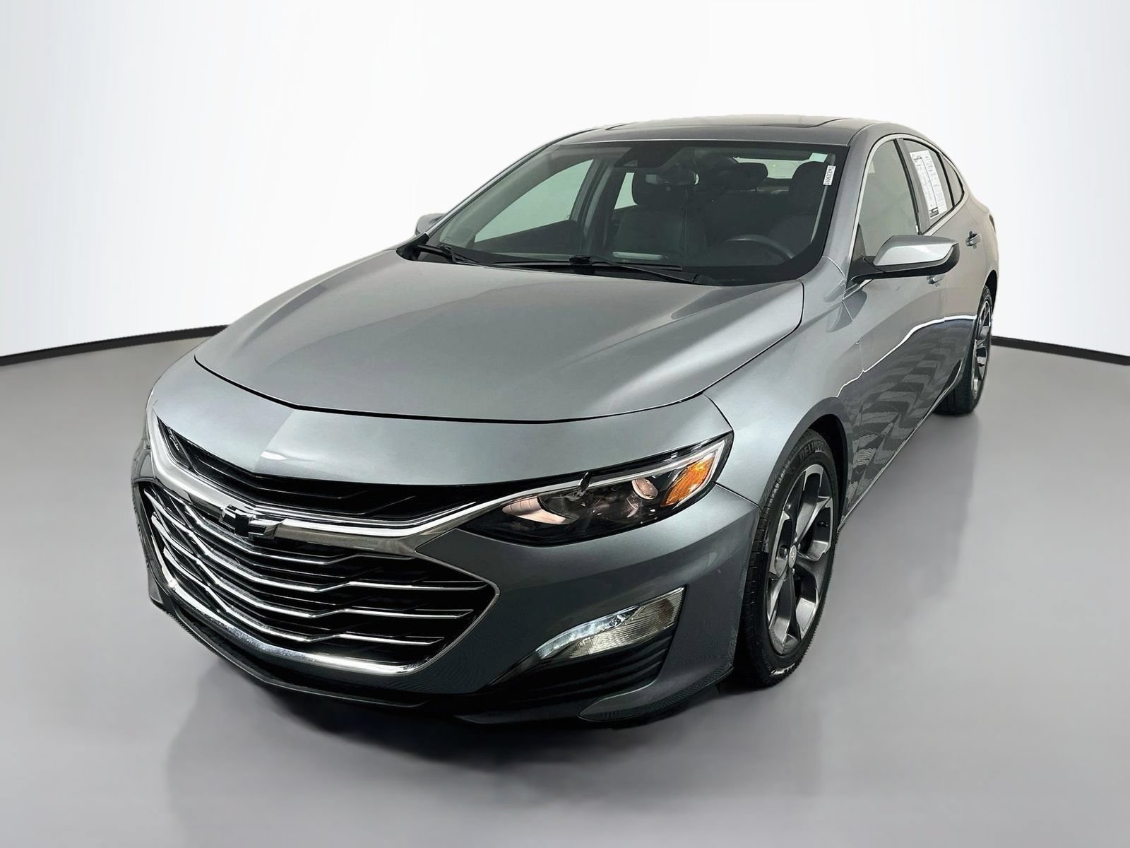 Used 2023 Chevrolet Malibu LT FWD image 3