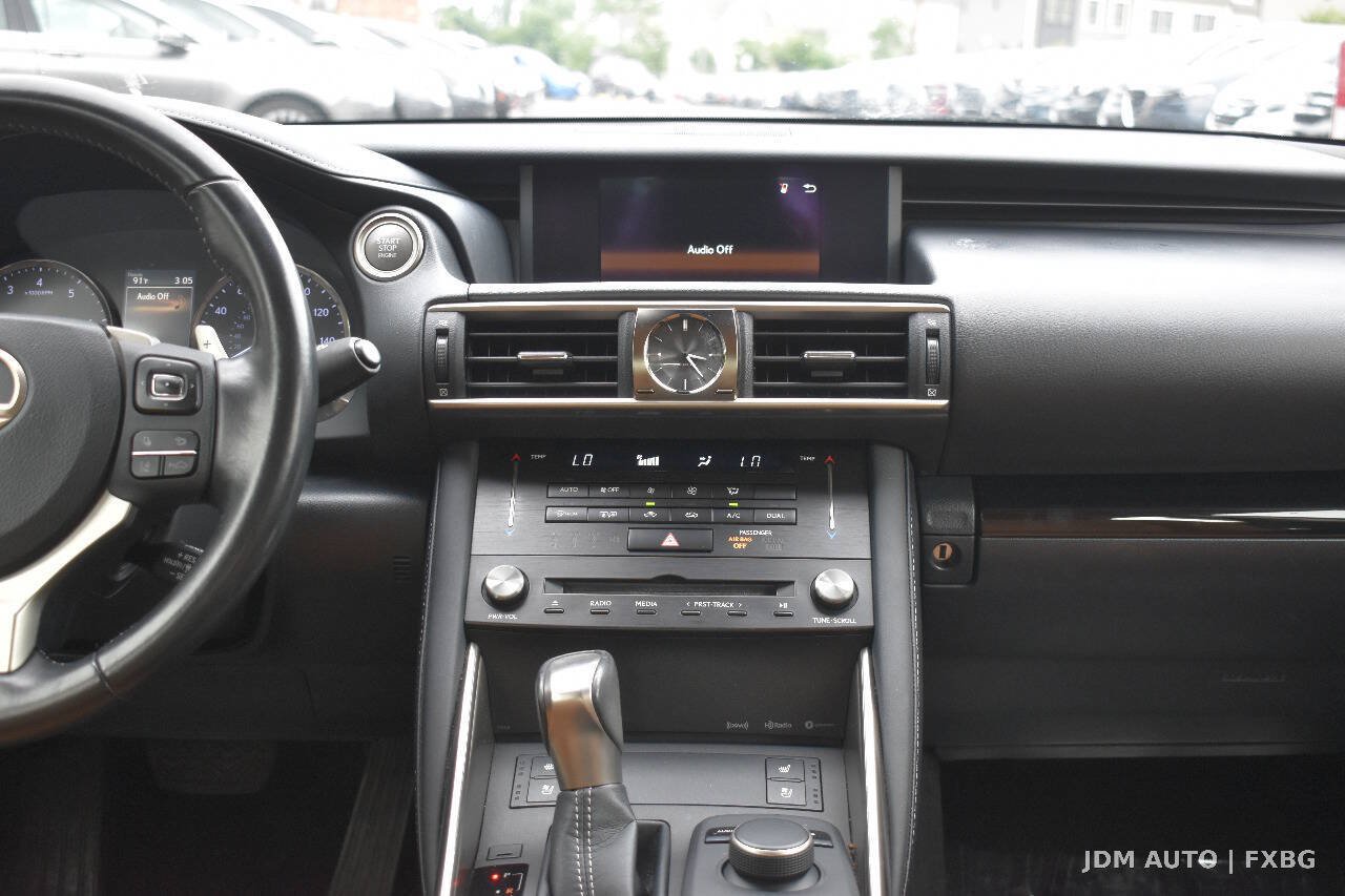 Used 2018 Lexus IS 300 AWD w/ Comfort Package image 23