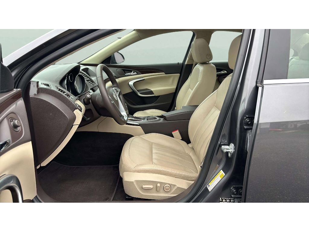 Used 2011 Buick Regal CXL Turbo w/ TO2 Preferred Equipment Group image 10