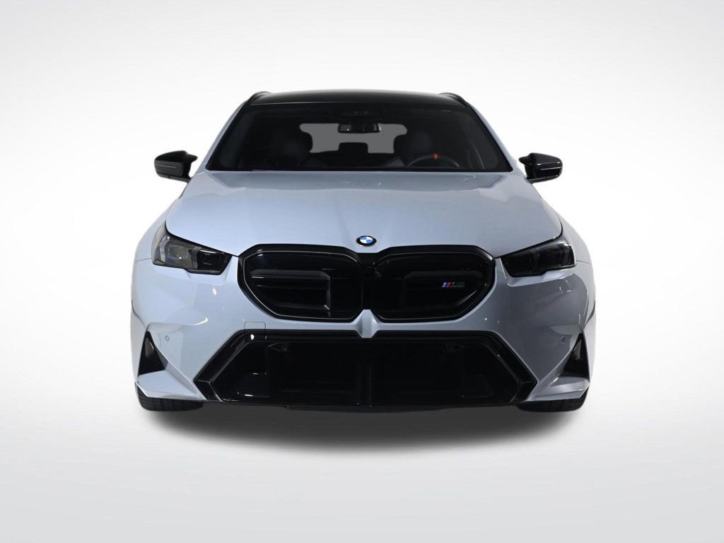 Used 2026 BMW M5 Touring w/ M Driver's Package image 8