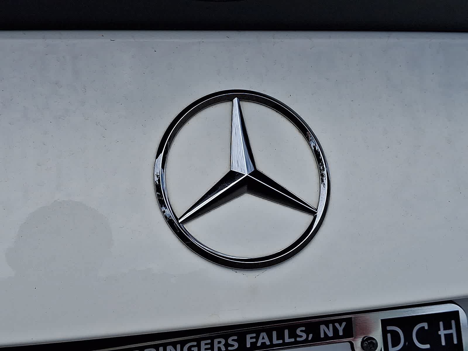 Used 2022 Mercedes-Benz C 300 4MATIC Sedan w/ Pinnacle Trim Package image 34