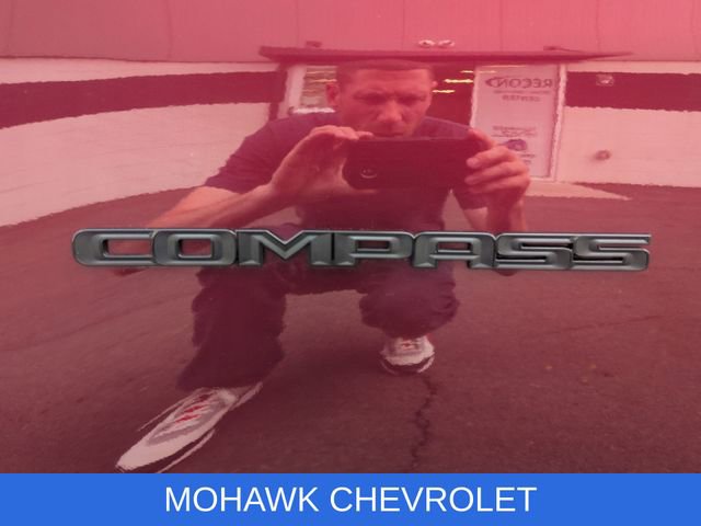Used 2021 Jeep Compass Latitude w/ Sun and Sound Group AWD/4WD image 34