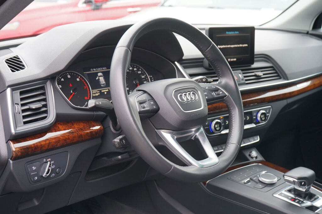 Used 2018 Audi Q5 2.0T Premium Plus w/ Premium Plus Package AWD/4WD image 23