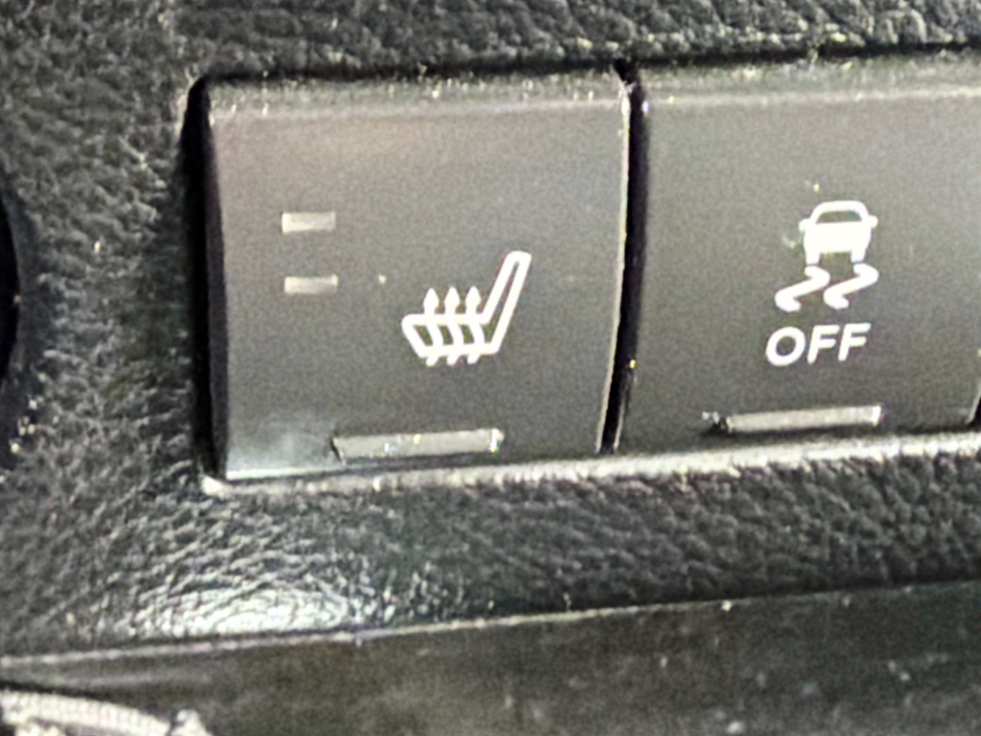 Used 2013 Jeep Wrangler Unlimited Sahara image 18