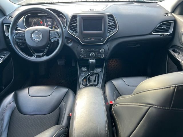 Used 2020 Jeep Cherokee Latitude Plus image 12