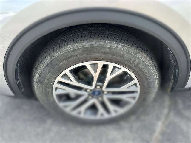 Used 2022 Ford Escape SEL image 41