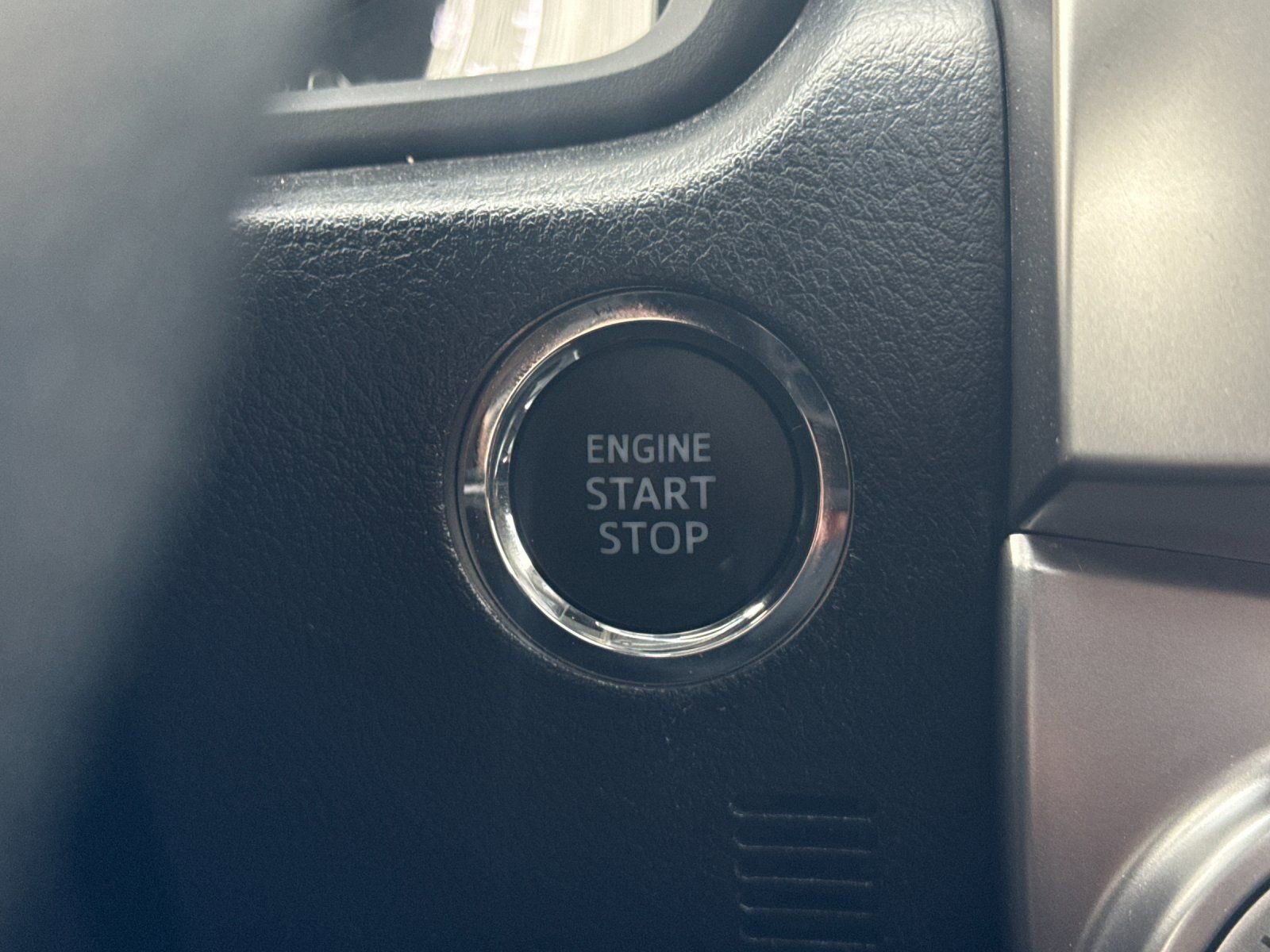 Used 2023 Toyota 4Runner Limited image 25