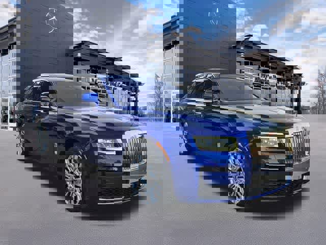 Used 2024 Rolls-Royce Ghost image 2