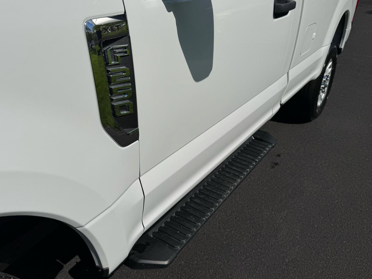 Used 2020 Ford F250 XLT w/ XLT Value Package AWD/4WD image 19