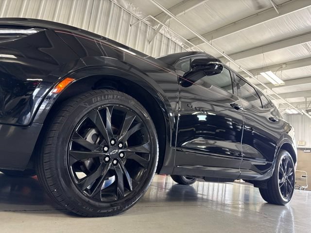 Used 2019 Chevrolet Blazer RS AWD/4WD image 11