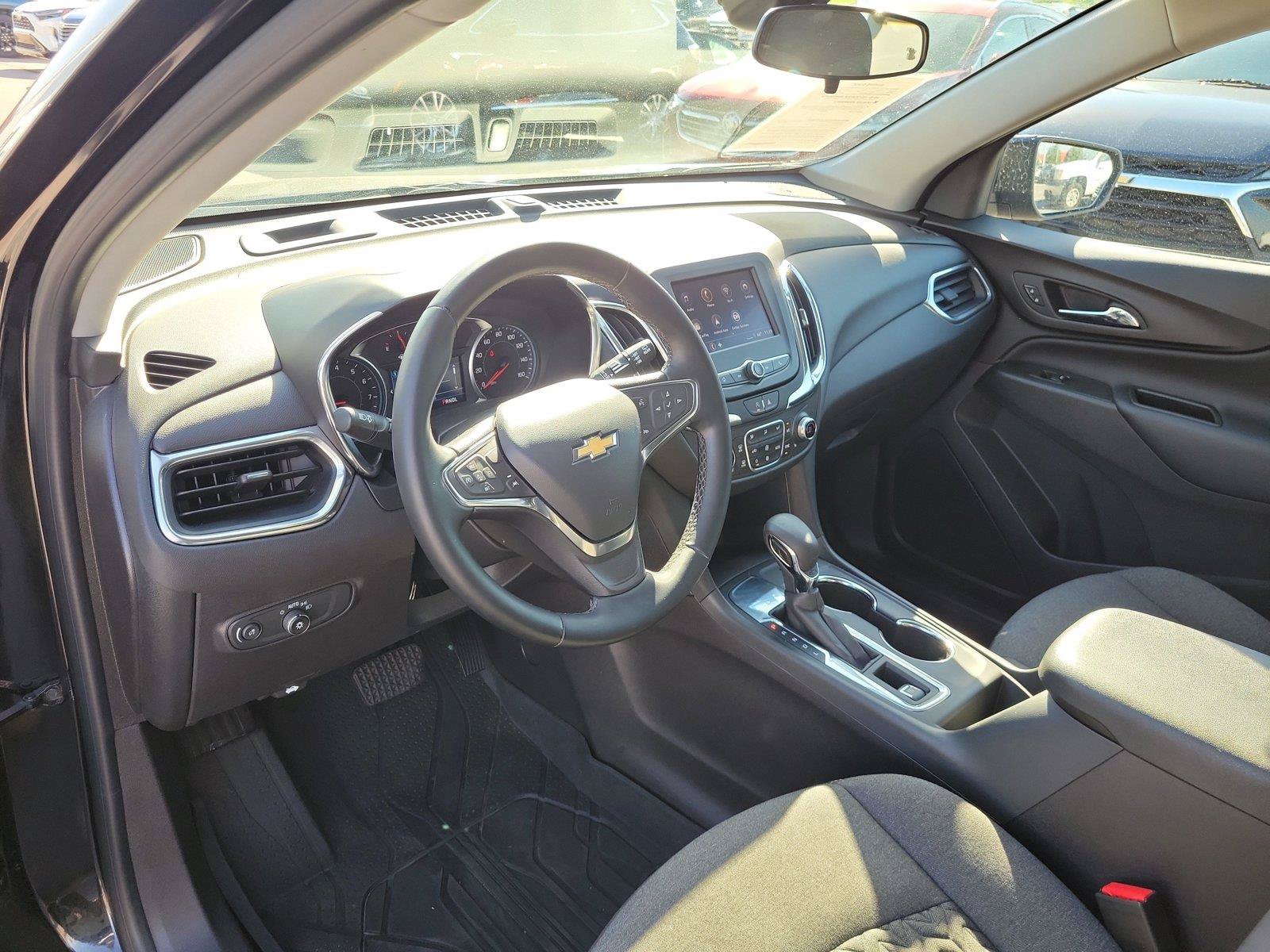 Used 2024 Chevrolet Equinox LT FWD image 18